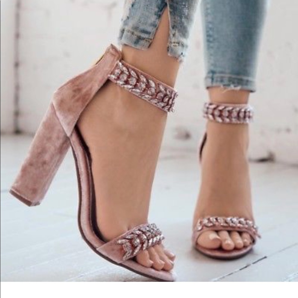 Cape Robbin Block Heel Sandal - Picture 2 of 3